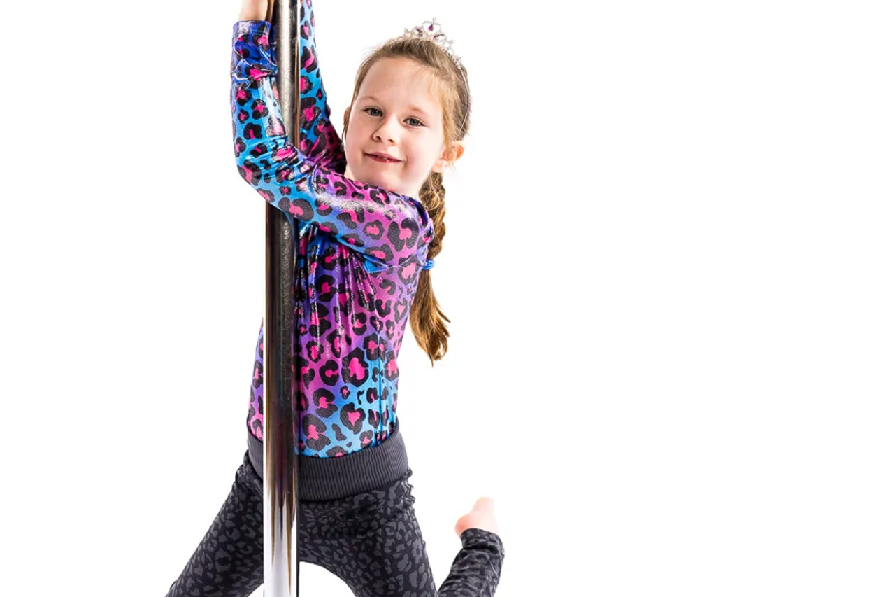 Junior Pole at Phases