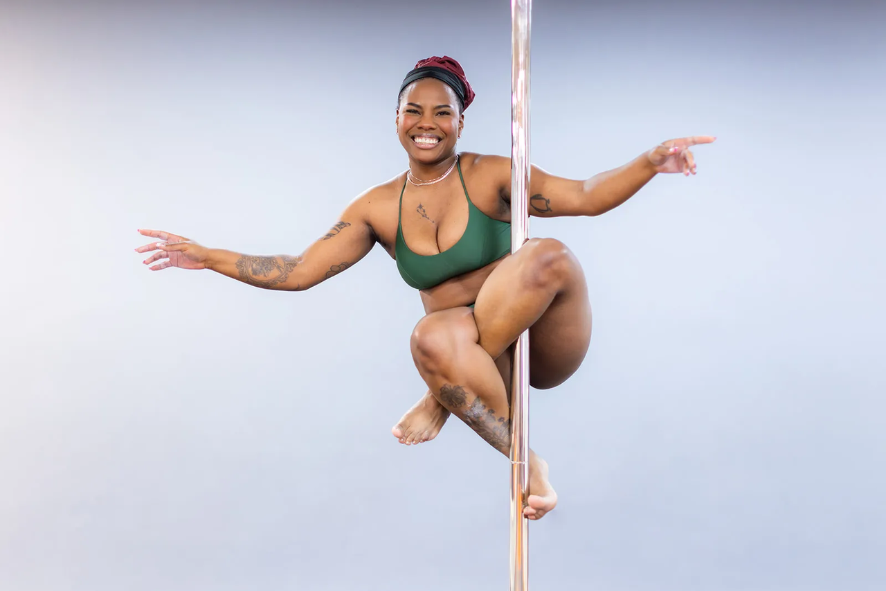 Pole student